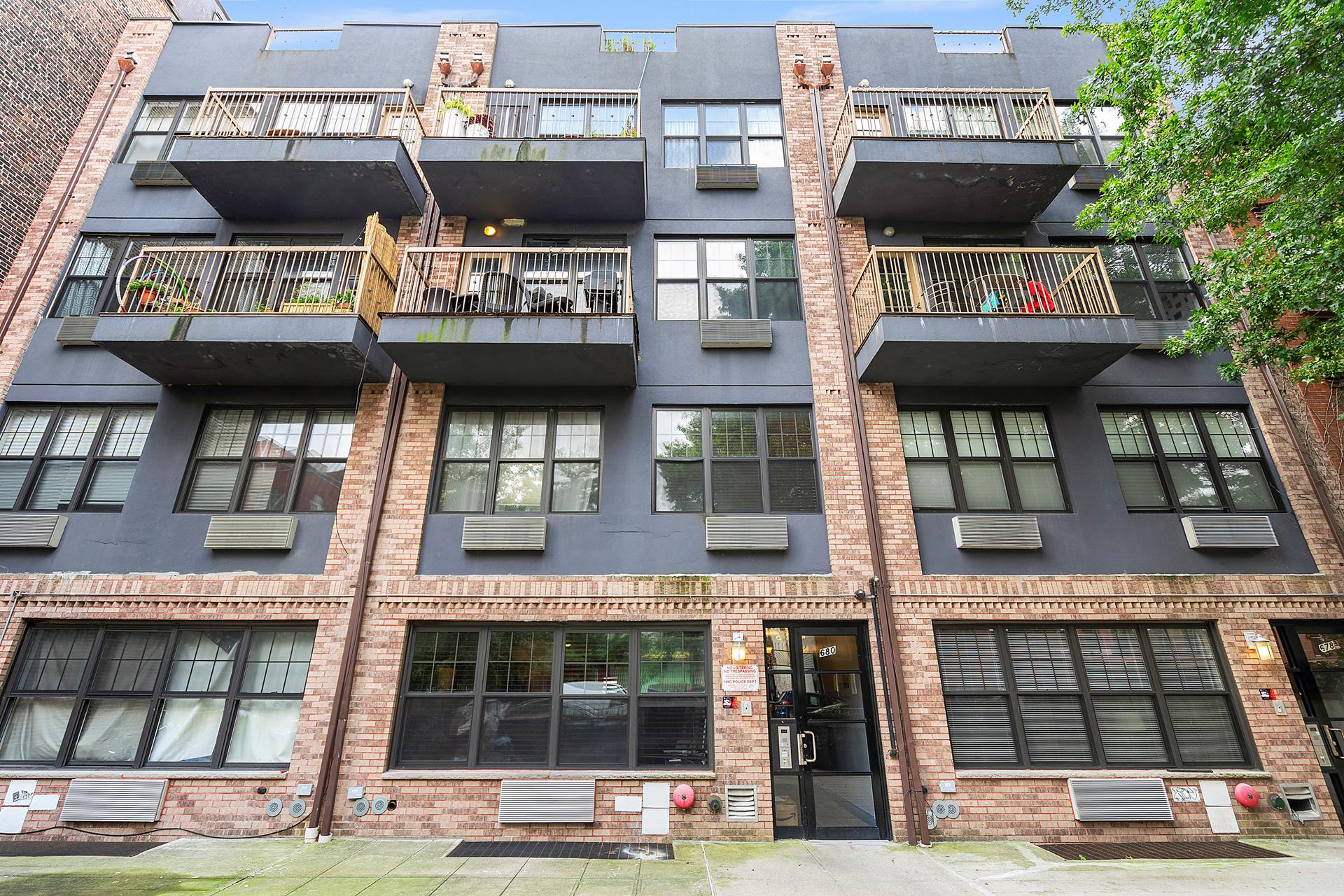 678 Prospect Place - 678 1F